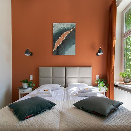 Vintage Apartment Gertrudy Street คราคูฟ ภายนอก รูปภาพ